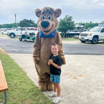 8d7d6e42-4e2b-462d-bed3-caa8fecc4dc0